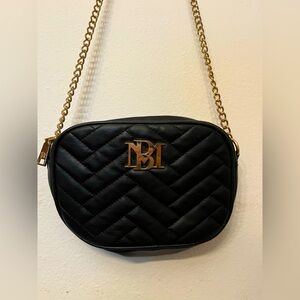 🖤Badgley Mischka Black Crossover Bag💛🌟